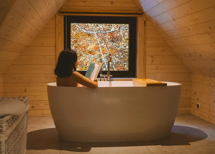 빌라 Alebale Luksusowy Dom Z Bali Z Widokiem Na Karkonosze 셰시에카